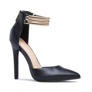 Black dressy stilettos